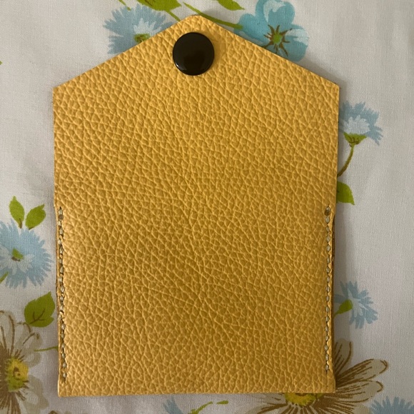 Handmade Genuine Leather Wallet - Picture 4 of 5